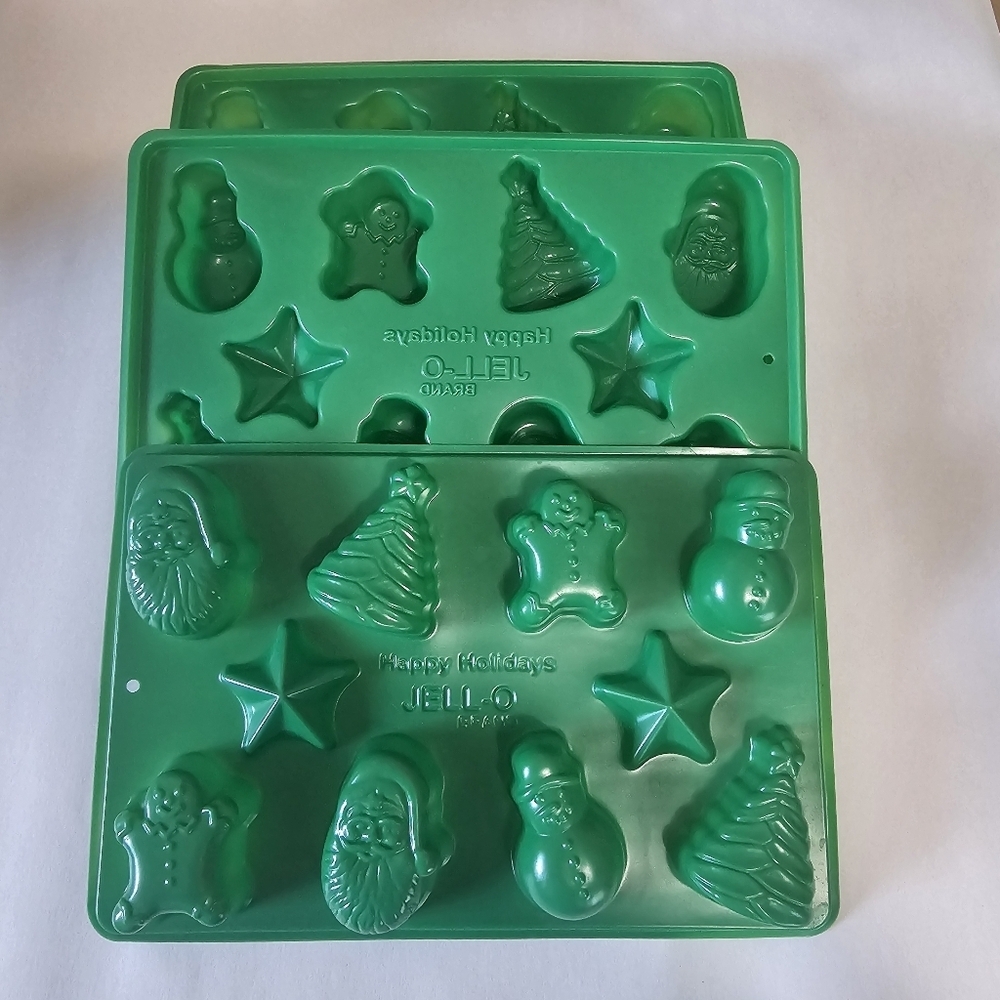 Jell-O Jello Happy Holidays Green Plastic Gelatin Molds Set of 3 Santa Tree Star